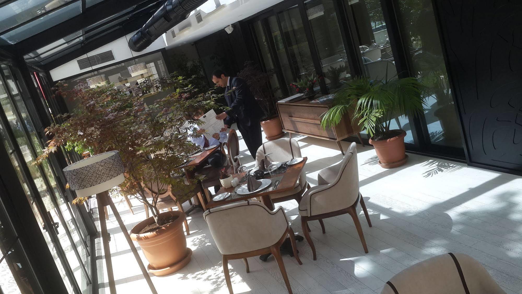 Hotel Warwick Ankara Exterior foto